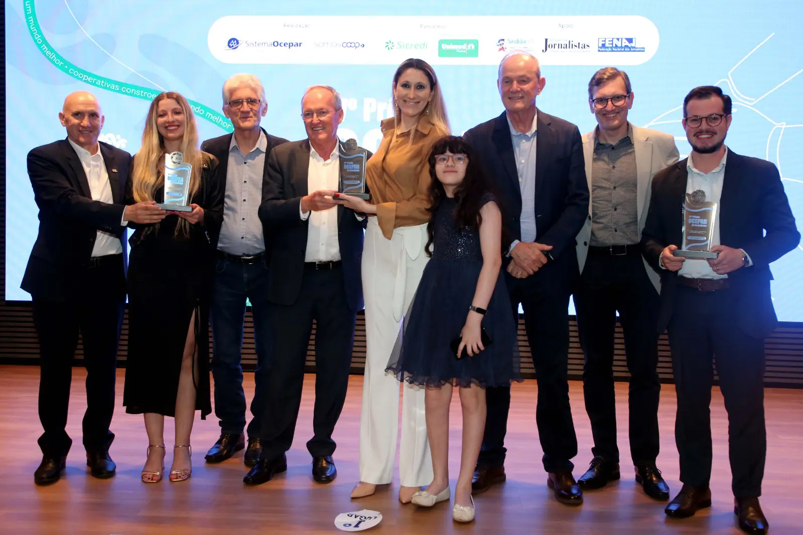 Gazeta do Povo vence o Prêmio Ocepar de Jornalismo com reportagem sobre imigração e cooperativismo.