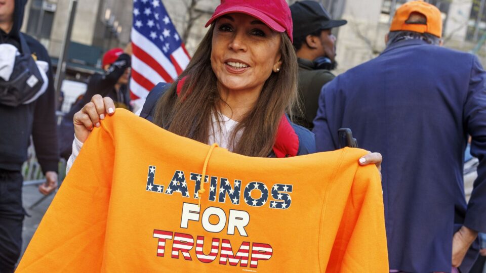 Pesquisa mostra que 1 em cada 3 latinos se arrepende de ter votado em Trump