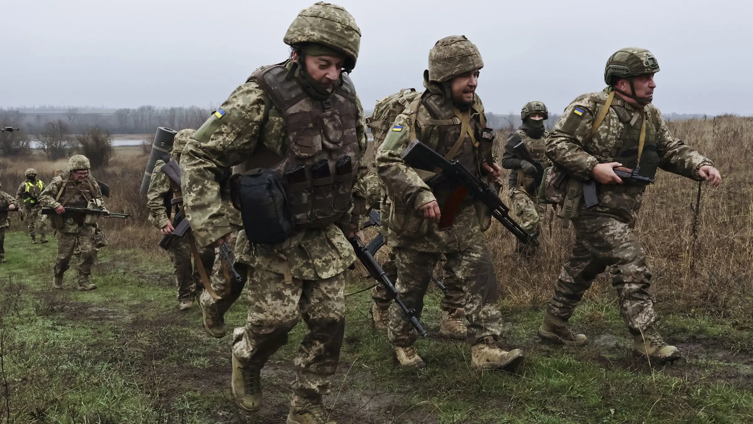 treinamento soldados guerra na ucrania
