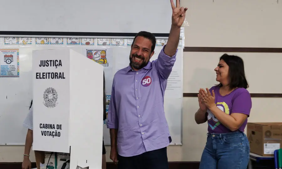 Guilherme Boulos e sua esposa, Natalia Szermeta Boulos
