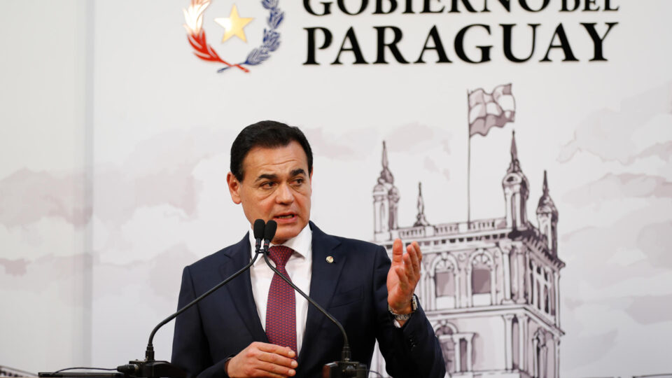 EUA firmam acordo que autoriza atuação de militares no Paraguai