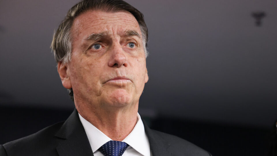 Moraes manda exames de Bolsonaro a peritos da PF