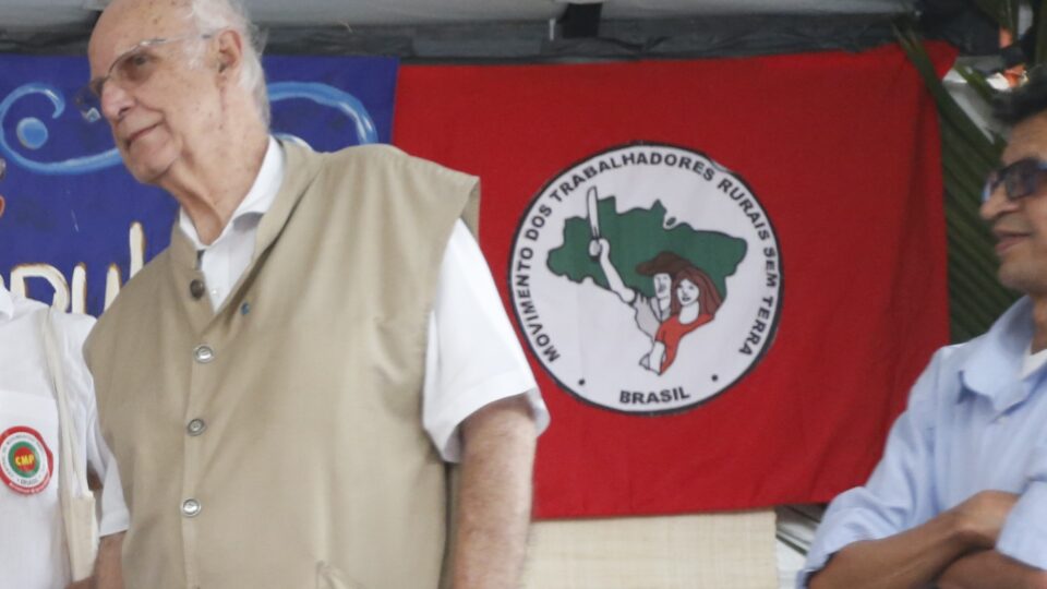 Padre Júlio Lancellotti interrompe transmissão de missas e deixa as redes sociais