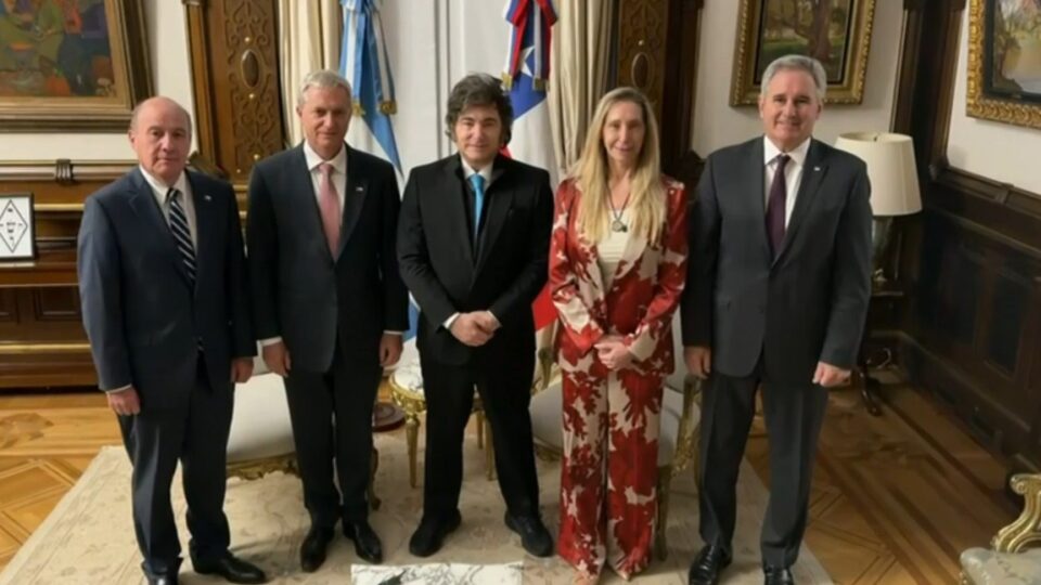 Kast visita Milei e projeta cooperação reforçada entre Chile e Argentina