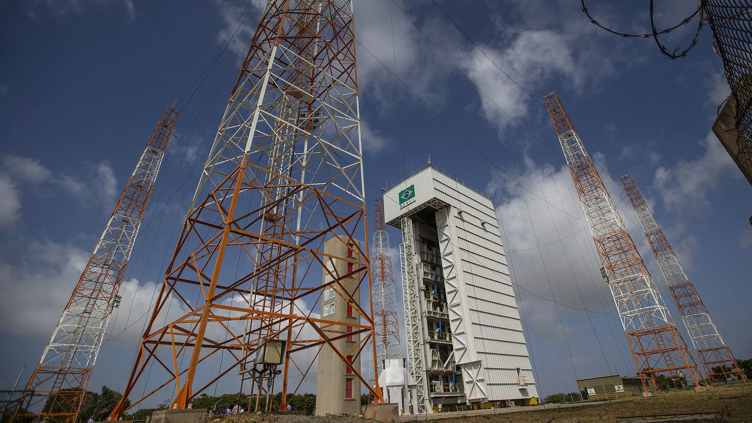 base lançamento foguetes alcântara