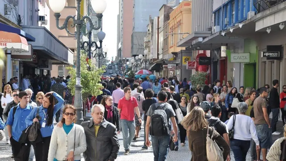 Comércio catarinense aquecido em 2025.