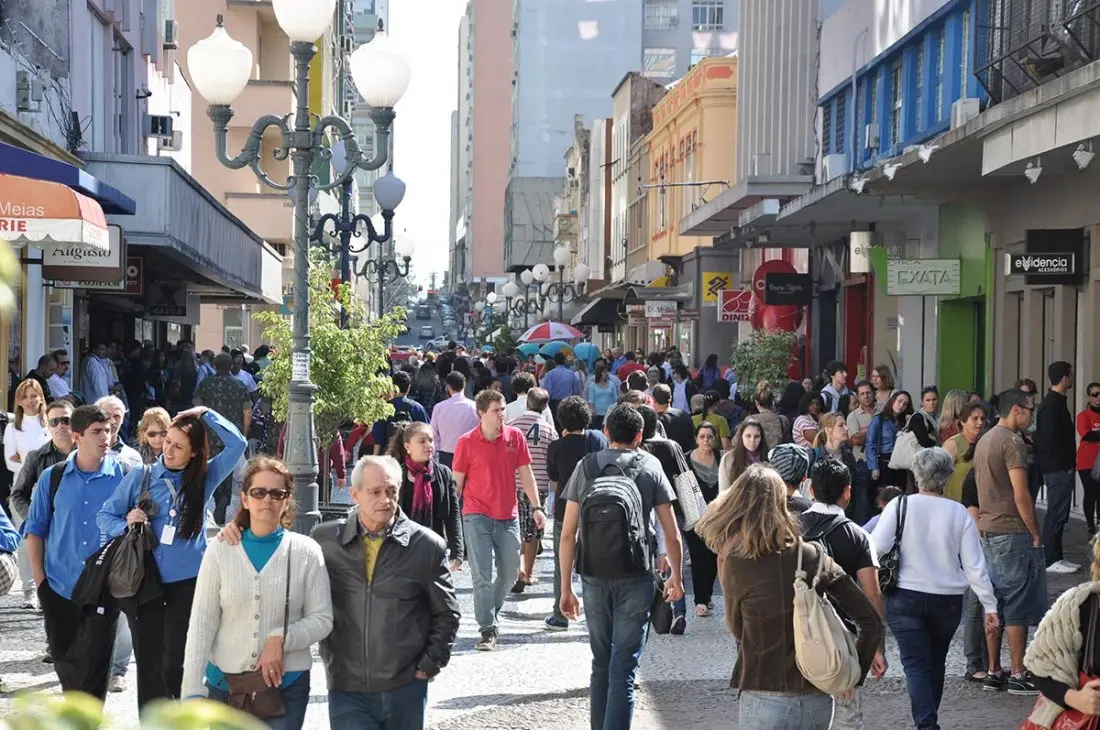 Comércio catarinense aquecido em 2025.