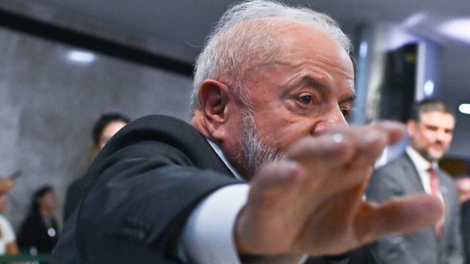 Lula deve encerrar mandato com maior rombo das contas públicas desde o Plano Real