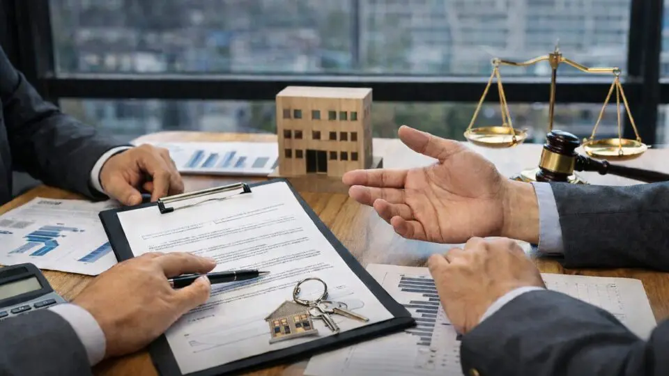 Renovação de contrato de aluguel comercial exige planejamento, conhecimento da Lei do Inquilinato e negociação estratégica para garantir segurança jurídica e reajustes justos.