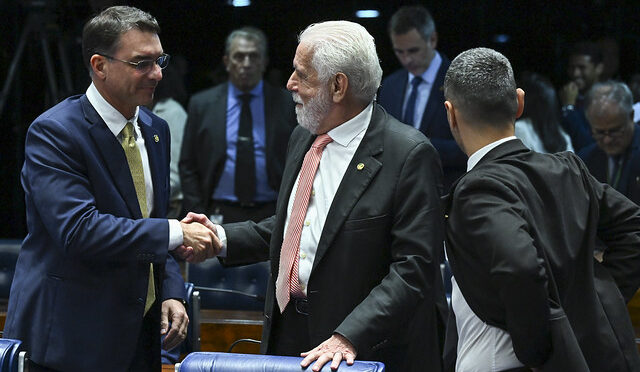 A primeira mulher a nascer em Londrina A primeira mulher a nascer em Londrina