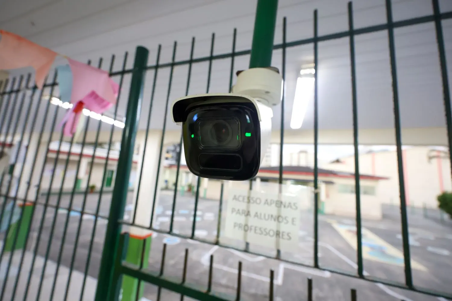 Projeto de lei prevê a instalação de câmeras de videomonitoramento em salas de aula das escolas estaduais de SC.