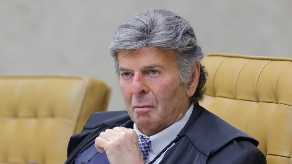 Fux pode analisar por até 90 dias um recurso que pretende mudar transição para regras relativas ao foro privilegiado.
