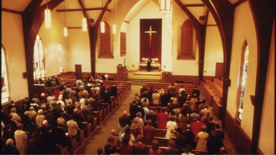 Igreja cristã no Reino Unido: participação em cultos de Natal cresce de 40% para 45% em um ano