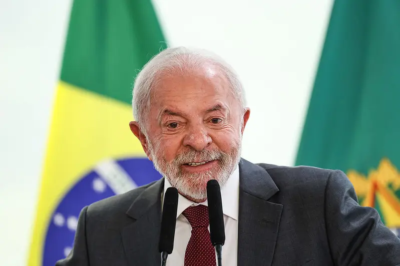 Avaliação: Lula, durante assinatura de decreto que reconhece cultura evangélica como manifestação da cultura nacional. O presidente diz que terminou o ano virando "amigo" de Donald Trump e que taxação dos EUA é "irrelevante"