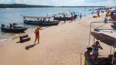 `Praia água doce Paraná