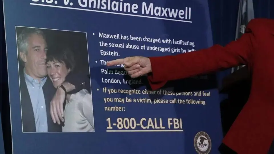 Autoridades dos EUA identificam mais de um milhão de novos documentos ligados ao caso Jeffrey Epstein, ampliando o alcance do escândalo.