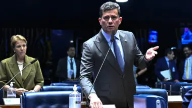 Senador Sergio Moro aparece com vantagem sobre Requião Filho em pesquisa Neokemp.