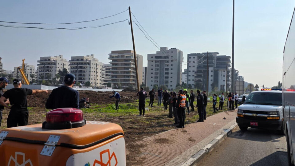 Ataque terrorista deixa ao menos dois mortos em Israel