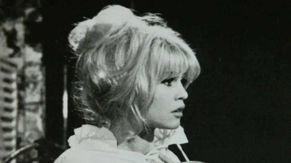 Brigitte Bardot no filme "As malícias do amor" (1964).