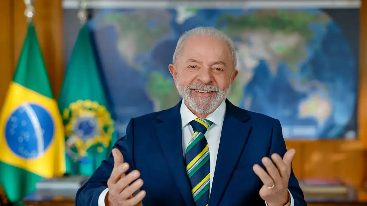 Paródia de programa da Globo exalta ações de Lula durante a gestão