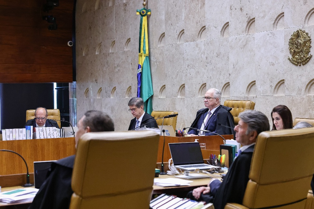 Oito ex-presidentes do STF já declararam apoio a Edson Fachin e Cármen Lúcia sobre a criação de um código de conduta para ministros da corte