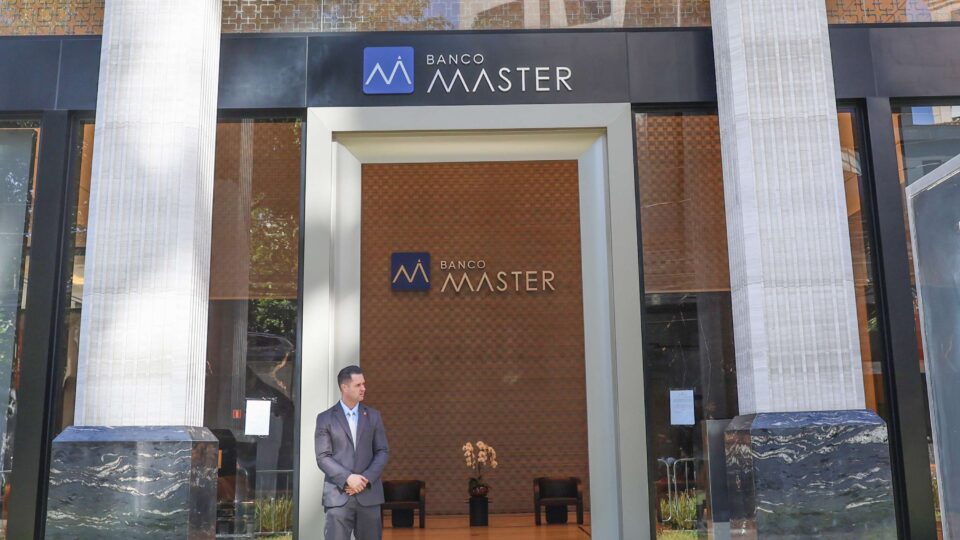 Acareação sobre banco Master coloca BC sob pressão e acende alerta de interferência do STF