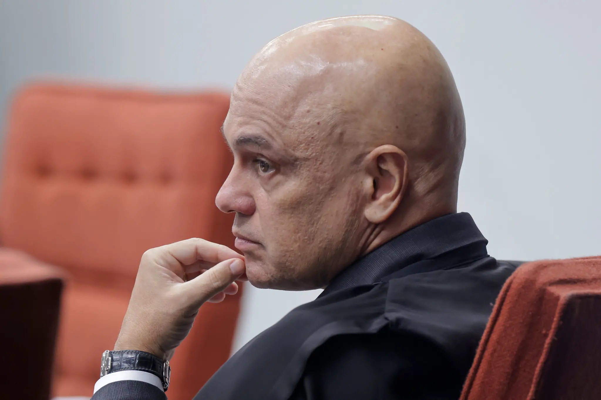 PGR descarta "ilicitude" e arquiva pedido para investigar Moraes sobre Banco Master