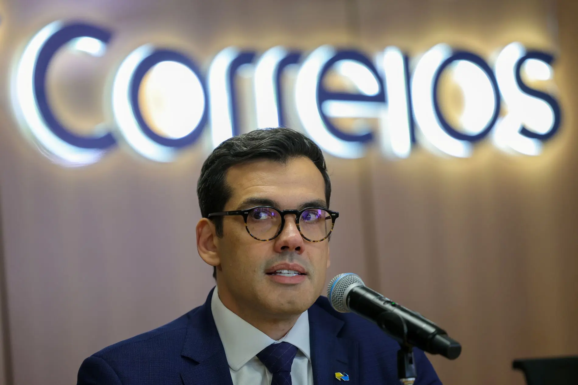Correios devem fechar mil agências e demitir de 15 mil funcionários