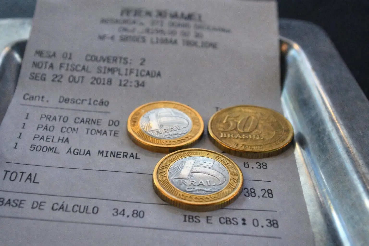 Receita amplia prazo para que empresas adaptem notas fiscais e destaquem IBS e CBS