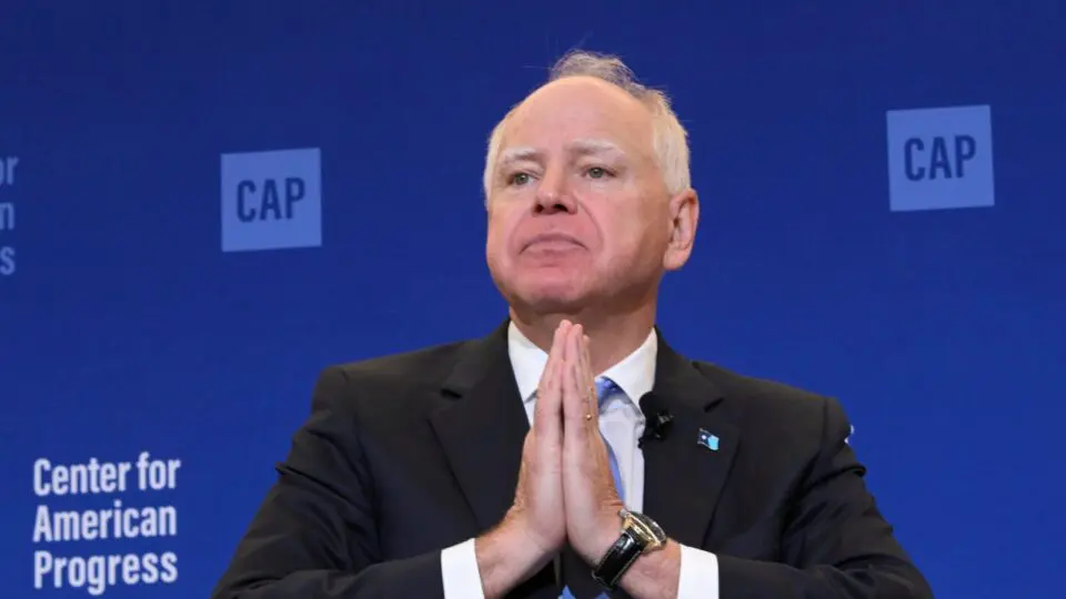 O governador de Minnesota, Tim Walz: denúncia de fraude em massa na comunidade somali.