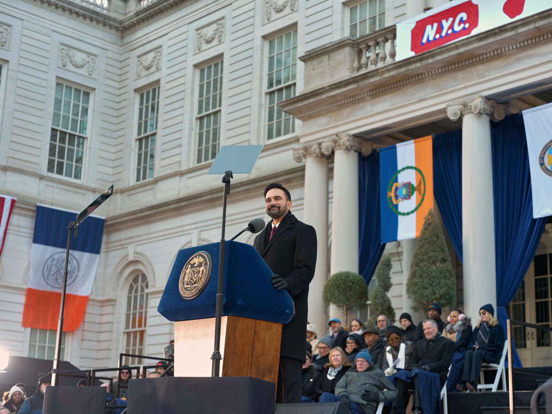 Mamdani revoga decreto sobre antissemitismo em Nova York