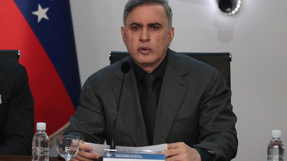 Venezuela chama ação dos EUA de “crime de guerra” e abre investigação para apurar “dezenas” de mortes