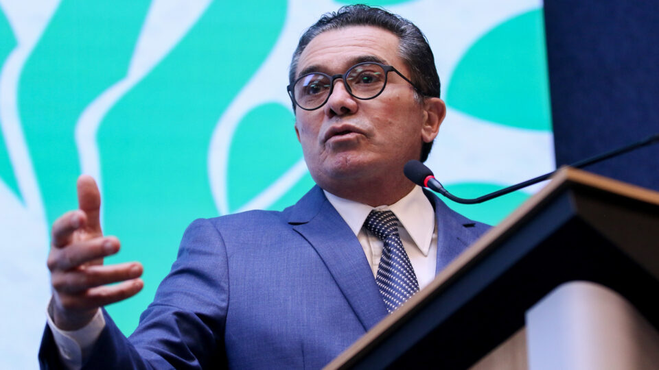 Reversão da liquidação do Banco Master cabe somente ao STF, diz presidente do TCU