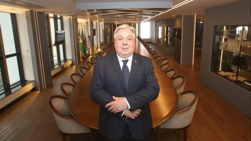 Paulo Mourão assume a Presidência da Associação Comercial do Paraná (ACP) para o triênio 2026–2028