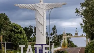 Não é sobre o tamanho do PIB ou o brilho das luzes da capital. O Ranking da Gazeta do Povo analisou 27 indicadores — de segurança à saúde fiscal — e o resultado é um xeque-mate nos estereótipos urbanos: Jateí (MS) é a melhor cidade para se viver no Brasil.