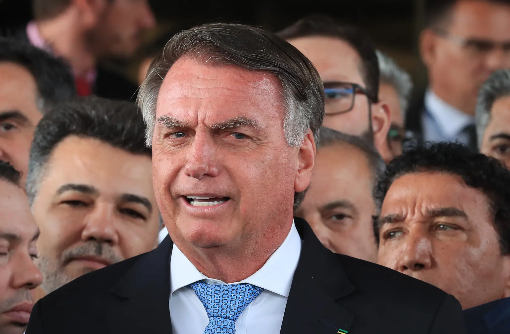 Defesa pede a Moraes uma Smart TV e assistência religiosa para Bolsonaro