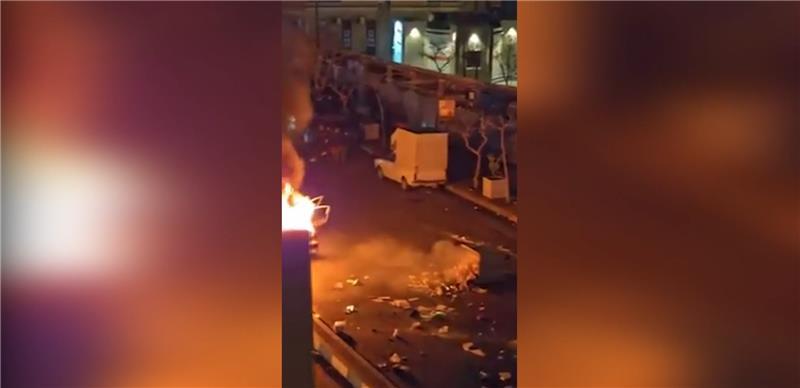 Manifestantes protestam em Teerã contra políticas econômicas enquanto a repressão das forças de segurança se intensifica, em meio a apelos internacionais por liberdade no Irã.