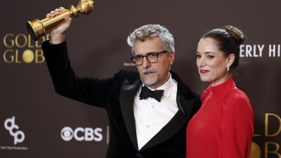 Kleber Mendonça e Wagner Moura criticam Bolsonaro depois de vitória no Globo de Ouro