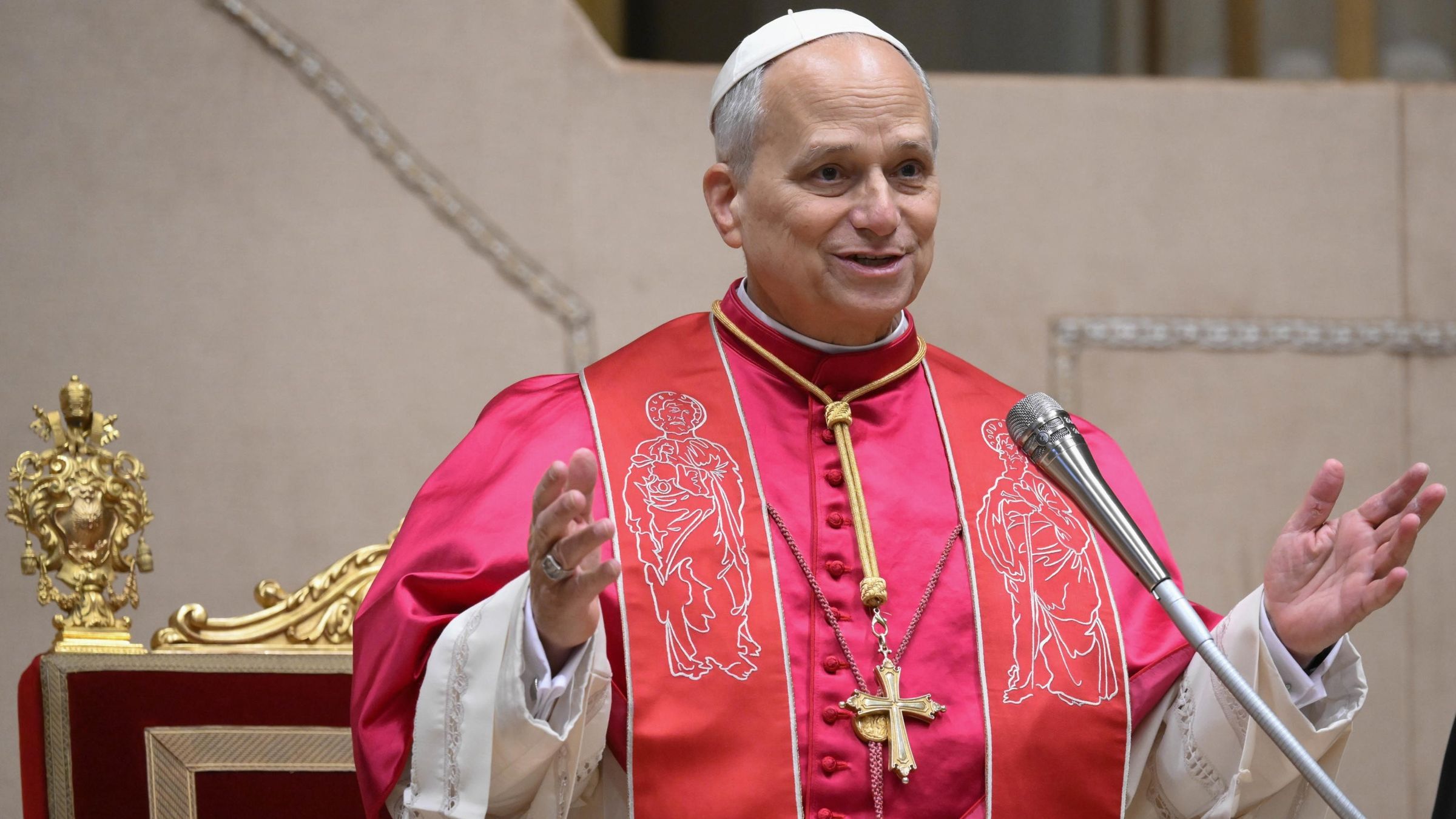 O papa Leão XIV em encontro com diplomatas em 9 de janeiro.