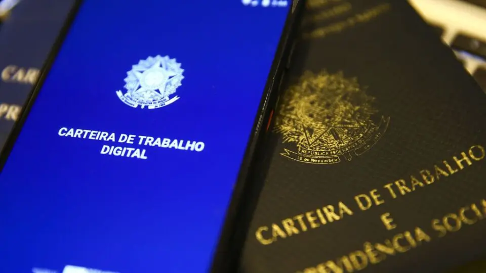 Nas cidades com melhor qualidade de vida do Brasil, vagas de trabalho permanecem abertas por falta de mão de obra.