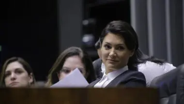 Michelle diz que Allan dos Santos é “dos demônios” e rebate crítica por vídeo de Tarcísio