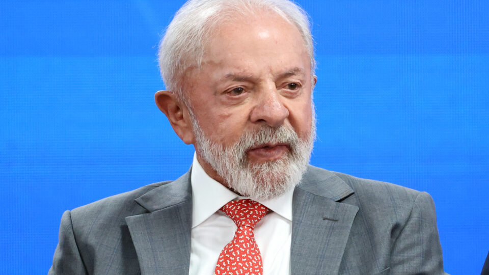 Lula sanciona Orçamento 2026 com vetos a cerca de R$ 400 milhões em emendas