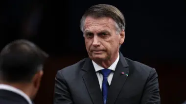 STM dá 10 dias para Bolsonaro apresentar defesa em processo sobre expulsão Exército