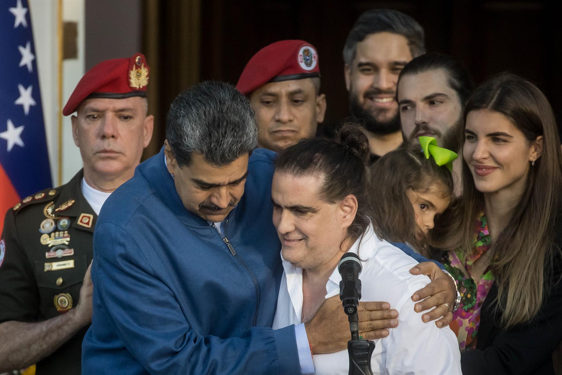 Ministro apontou como “laranja” de Maduro é demitida