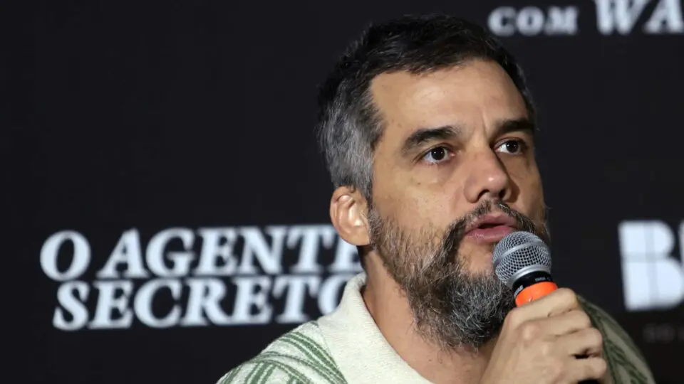 Wagner Moura criticou o ex-presidente Jair Bolsonaro em entrevista a um talk show nos EUA.