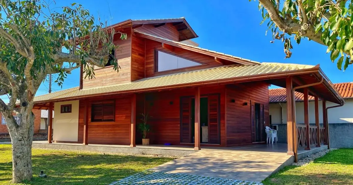 Chalés modulares de madeira do Grupo Pacheco.