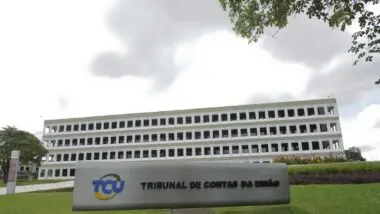 Fachada do Tribunal de Contas da União (TCU): em relatório, área técnica do órgão cita mecanismos utilizados pelo governo para "driblar" regras fiscais e propõe prazos para ajustes