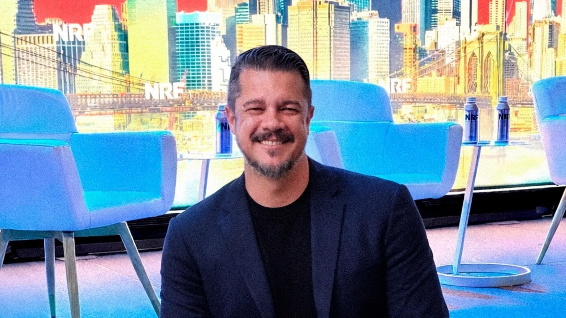 César Baleco, CEO da IRRAH Tech, acompanhando as tendências de IA e automação na NRF 2026.