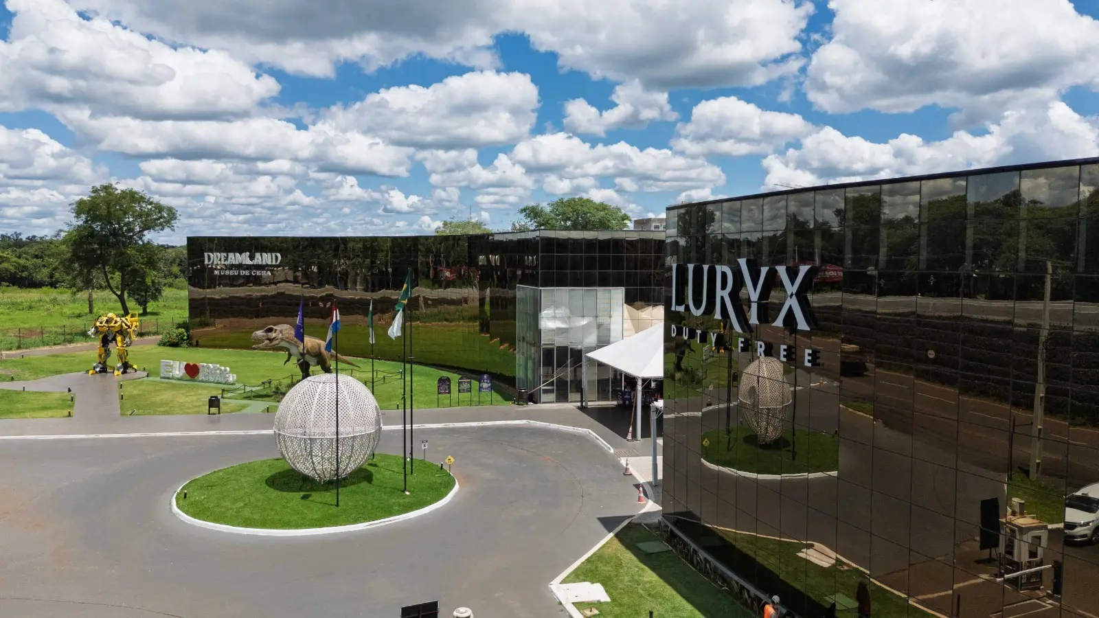 Unidade da Luryx Duty Free marca a estreia da rede panamenha no Brasil e também sua primeira operação de lojas duty free fora de aeroportos.