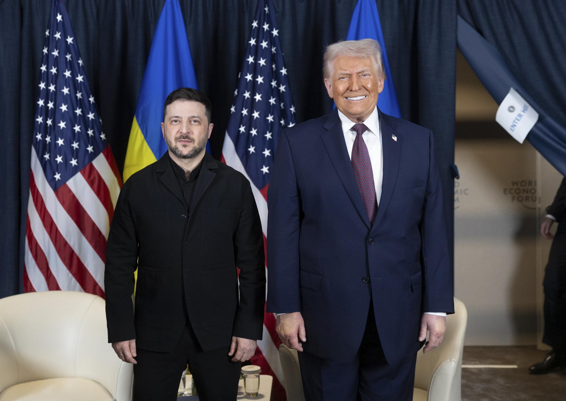 Zelensky anuncia reunião trilateral entre Ucrânia, Rússia e EUA